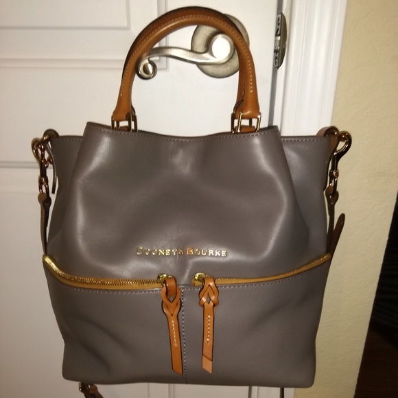 Dooney & Bourke Handbags - Dooney & Bourke Smooth Leather Dawson Satchel